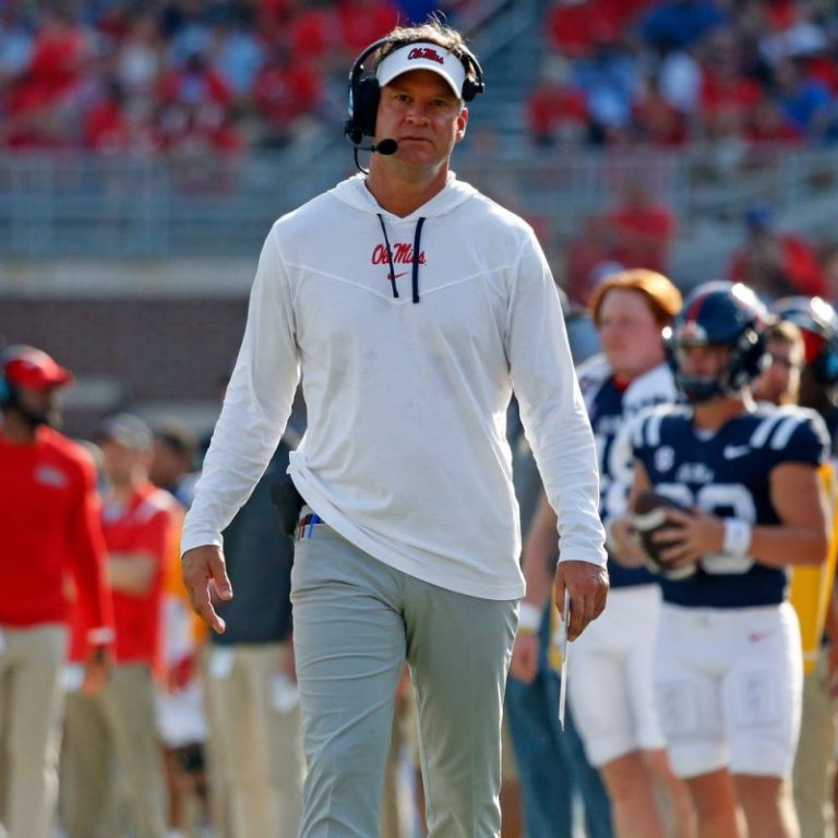 Kiffin confirms decision to stay at Mississippi amid Auburn interest