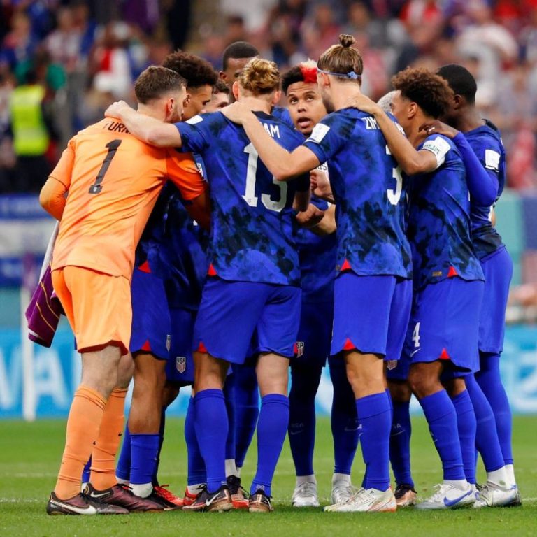 How can the USMNT advance at the World Cup?