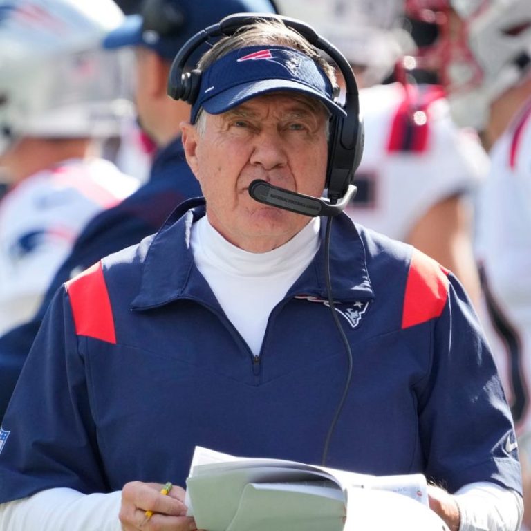 Belichick: Coaches should be able to challenge plays inside two minutes