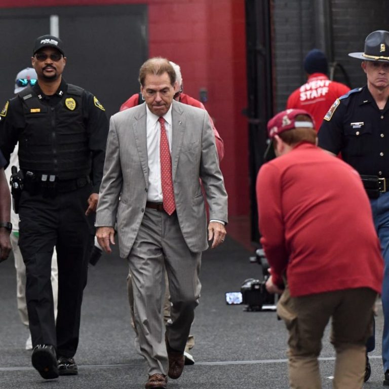 Why Alabama football’s 10-wins record might be unbreakable