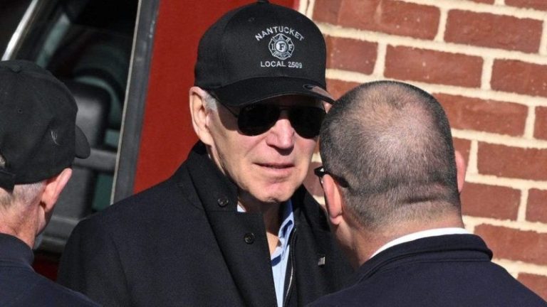 Biden phone call to Thanksgiving parade broadcast begins with 20 seconds of confusion: ‘Can you hear me?’