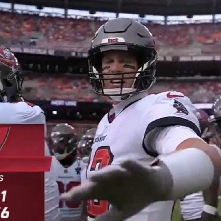 Tom Brady shoos away FOX camera operator trying to film huddle