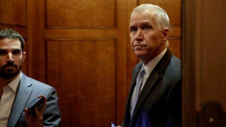 Tillis, eyeing immigration deal, warns Border Patrol will ‘lose control of the border’ if Title 42 ends