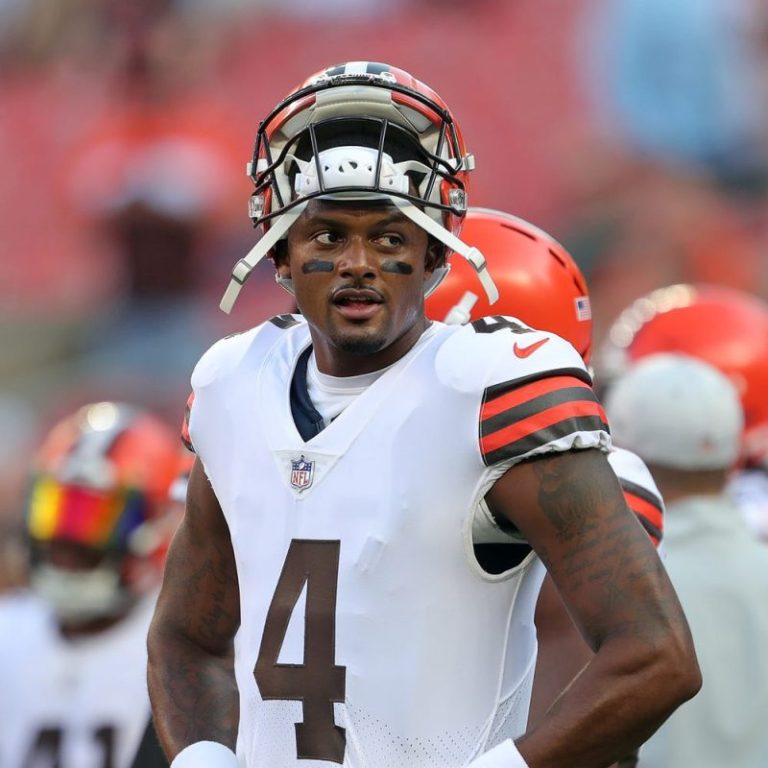 Deshaun Watson refuses to talk about past in first comments since returning