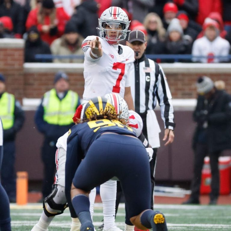 Oklahoma, Ohio State taking unique approach to handling NIL