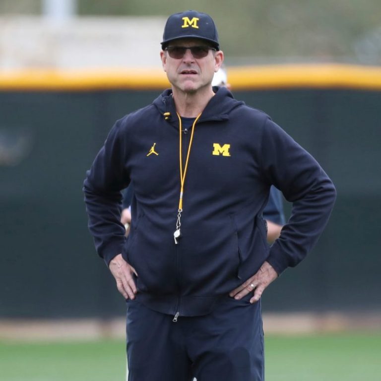 Jim Harbaugh holds all the cards but shouldn’t leave Michigan for NFL