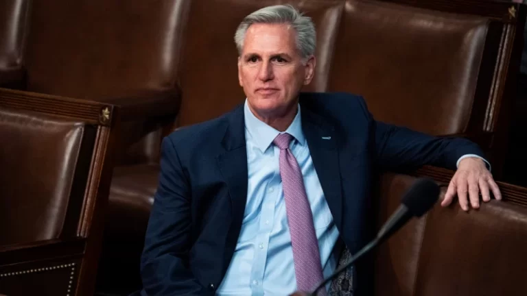McCarthy loses by one vote in shocking 14th attempt as furious floor lobbying fails to sway opponents