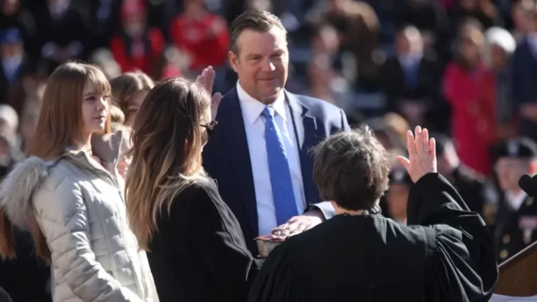 New Kansas AG Kobach wants state Supreme Court to reconsider abortion ruling