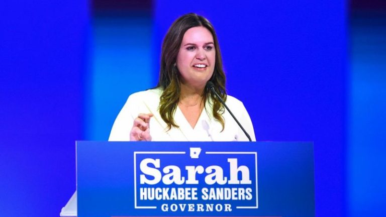 Sanders sworn in as Arkansas governor