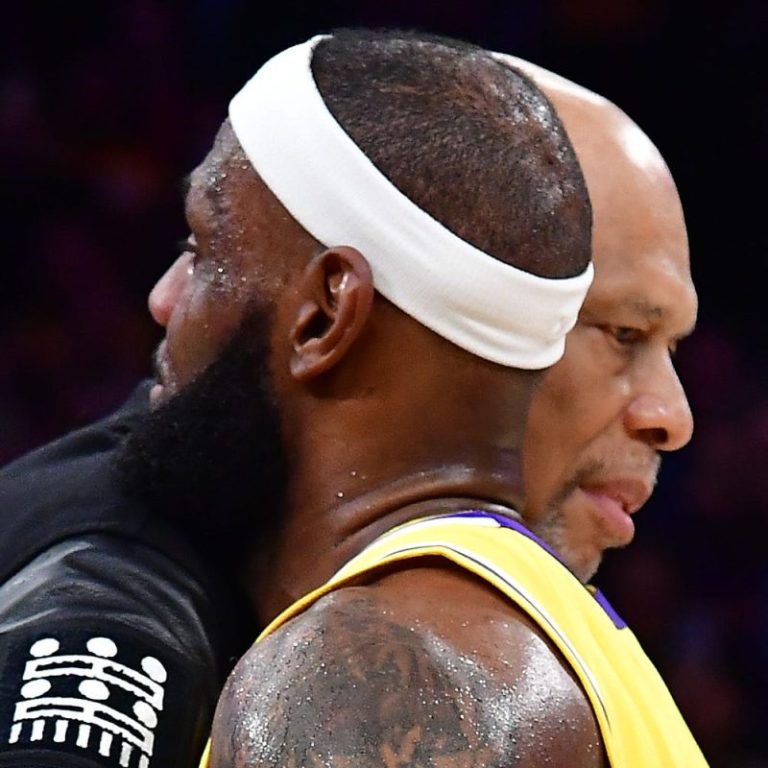 LeBron and Kareem took different paths to become icons