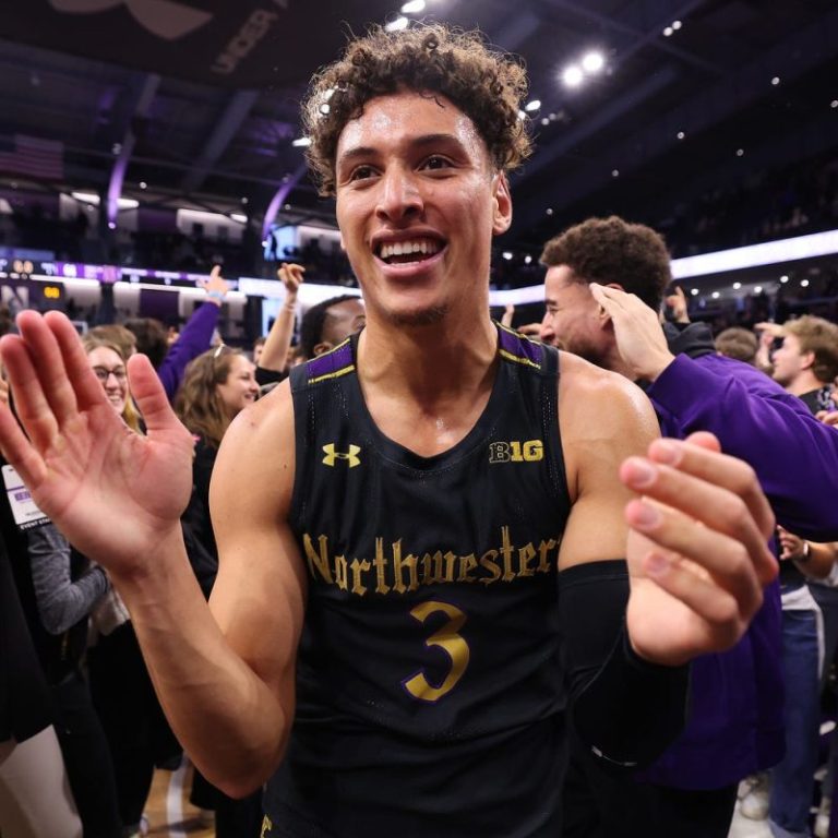 Northwestern men’s basketball surprising everyone except the Wildcats