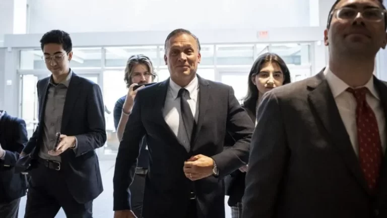 Democrats not ready to ditch Biden over Hunter scandal fallout, strategists say