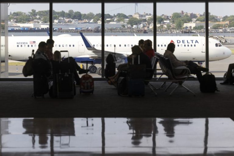 Delta makes more tweaks to frequent flyer program after backlash