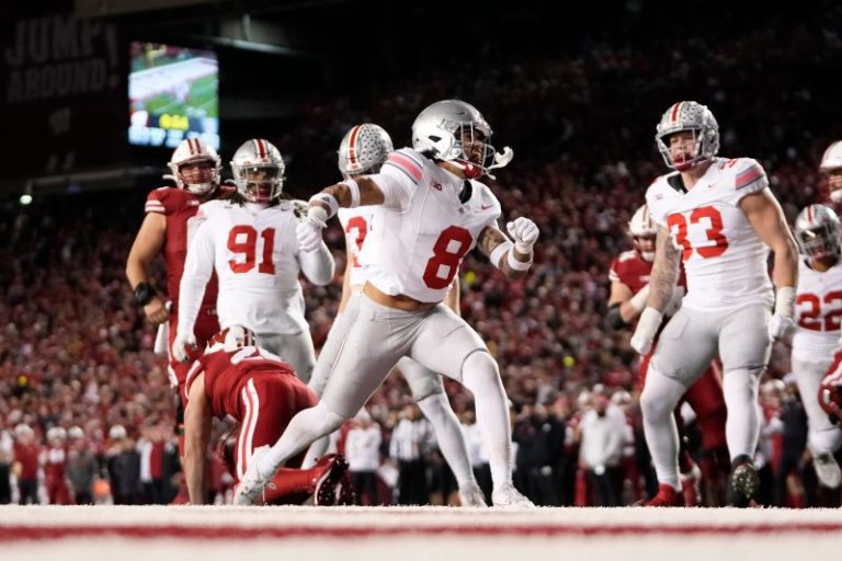 CFP rankings winners, losers: Don’t freak out. It’s the first week.