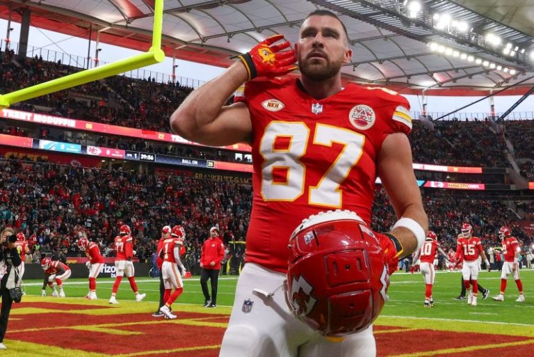Is Travis Kelce better with Taylor Swift at games? Here are the numbers