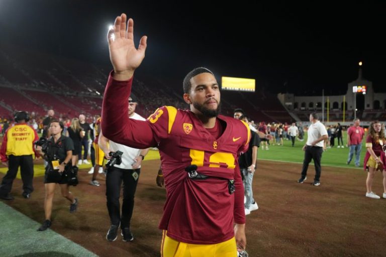 USC QB Caleb Williams announces 2024 NFL draft decision