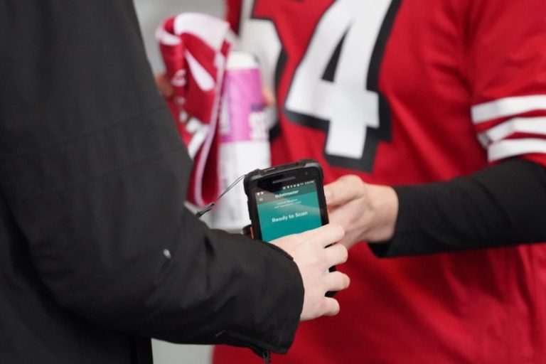 Here’s how much it’ll cost to go to the NFC and AFC championship games