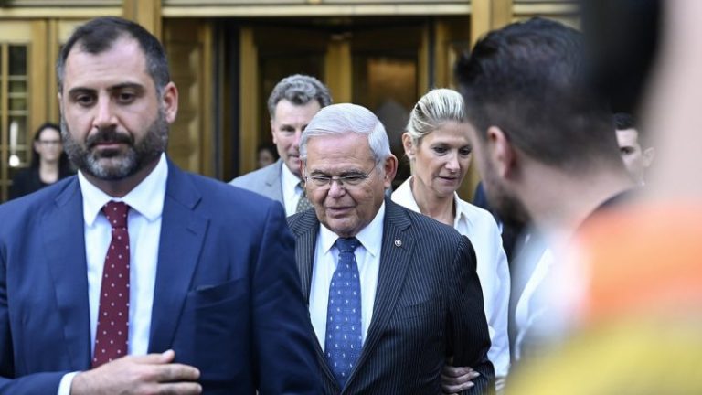 Sen. Menendez responds to latest superseding indictment on corruption charges: ‘Sensationalized allegations’