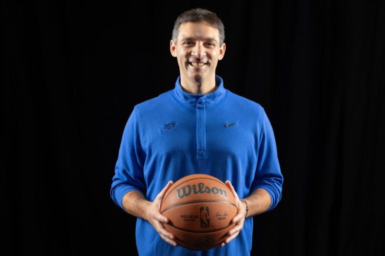 Thunder coach Mark Daigneault named NBA Coach of the Year