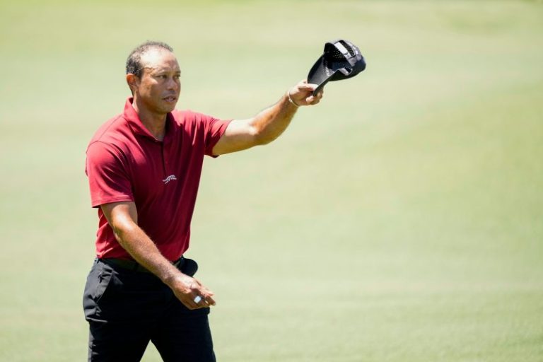 Tiger finishes last at Masters, plans to play remaining majors