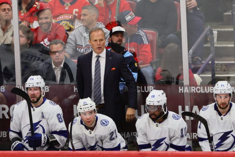 Lightning coach apologizes for ‘skirts’ comment after Game 5 loss