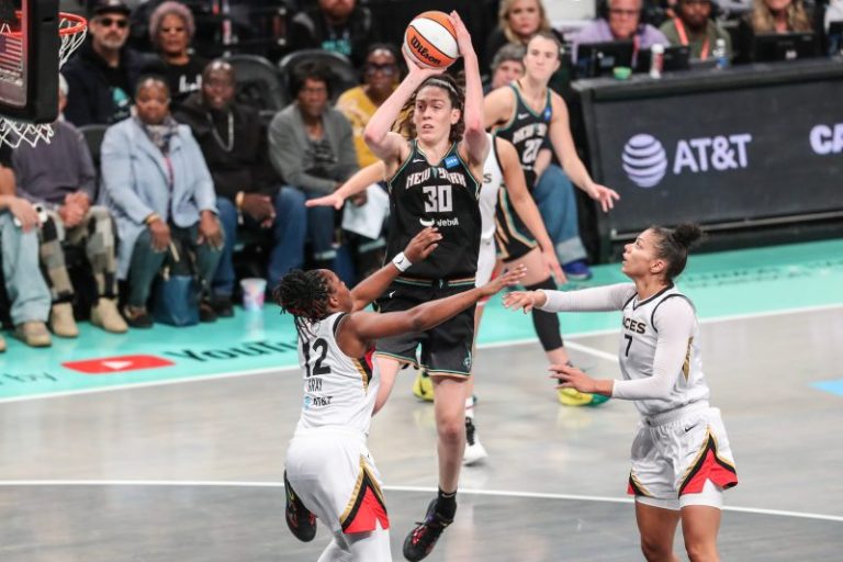 WNBA playoffs: What to know about today’s semifinal matchups