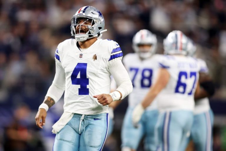 Cowboys QB sets new bar as highest-paid player in NFL history