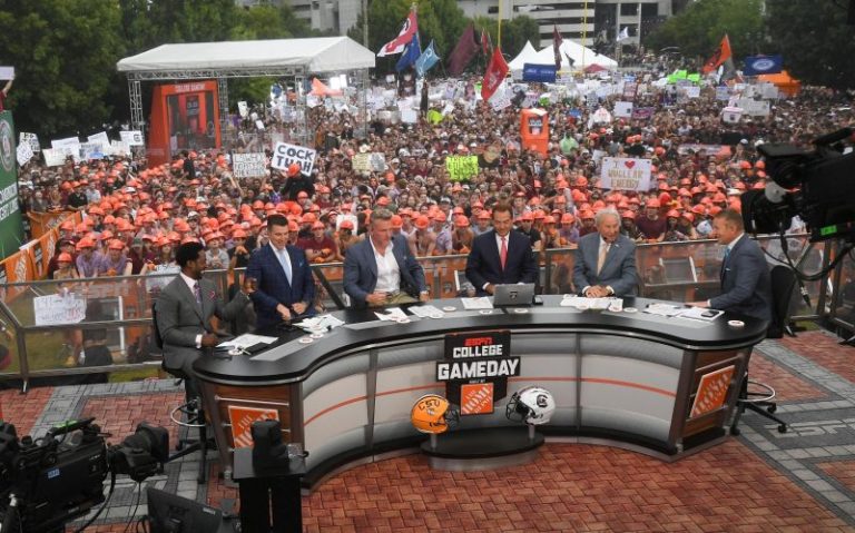 Where is ‘College GameDay’ for Week 4? Location, what to know