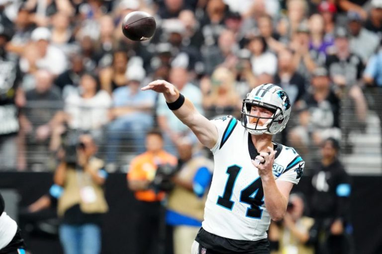 Benching No. 1 pick pays off big in NFC team’s first win of season