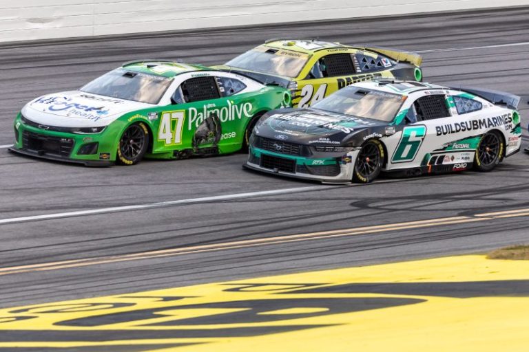 Ricky Stenhouse Jr. wins squeaker at Talladega after massive crash