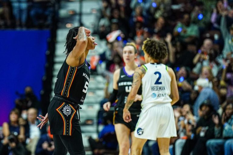 Sun force Game 5 by rallying past Lynx