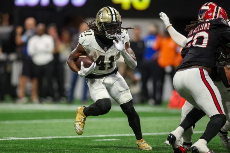 Saints, star RB Alvin Kamara agree to contract extension