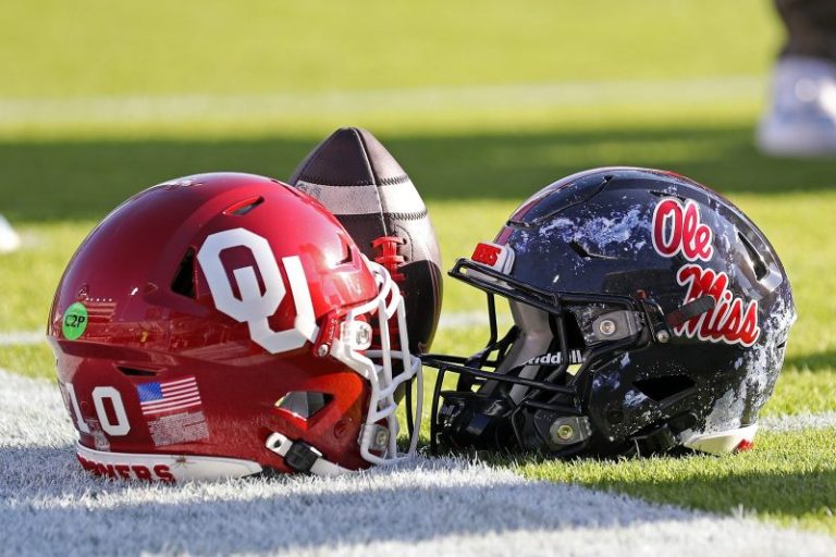 Look: Squirrel comes onto field, scores touchdown in Ole Miss-OU
