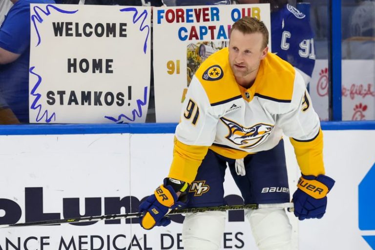 Lightning spoil Steven Stamkos’ return with OT win