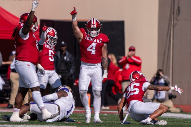 Indiana, Alabama among teams joining projected College Football Playoff field