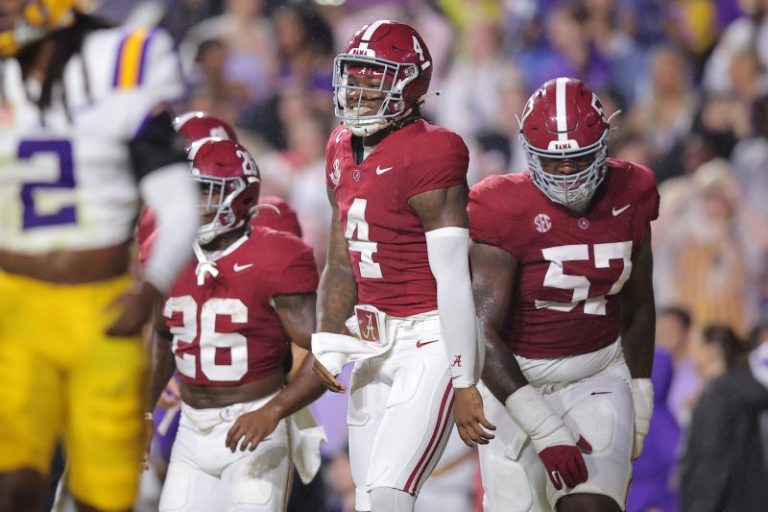 Bowl projections: Alabama earns bye, Colorado joins playoff field