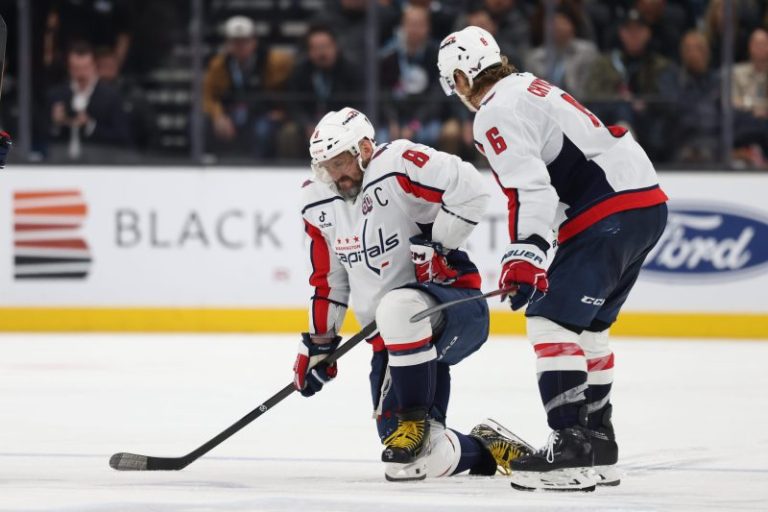 Ovechkin out with leg injury, leaving NHL goal-record chase on hold