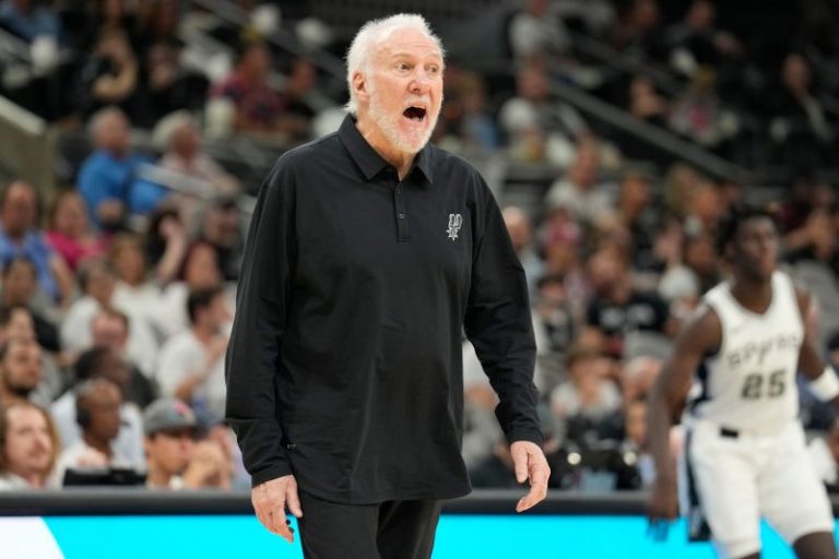 Spurs’ Popovich thanks supporters while recovering from mild stroke