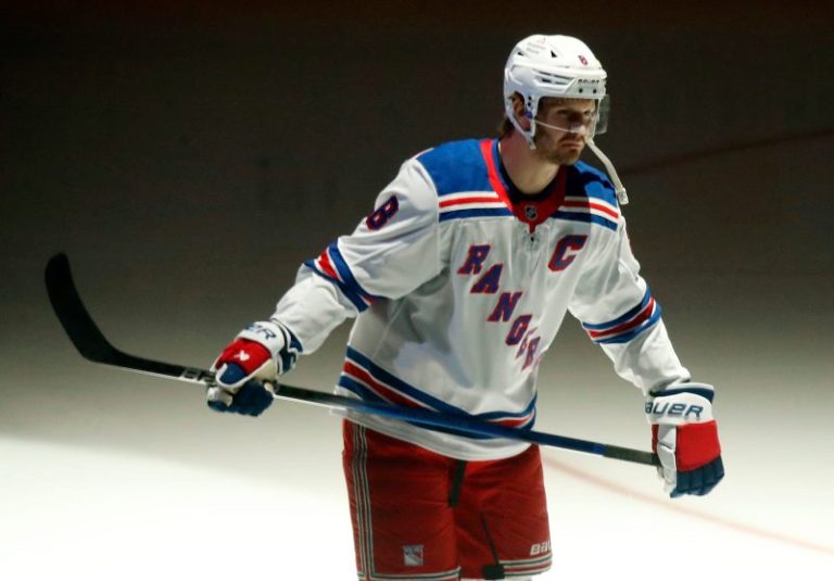 Flailing Rangers trade captain to Western Conference team
