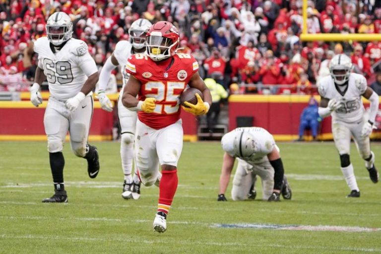 Chiefs waive former first-round running back