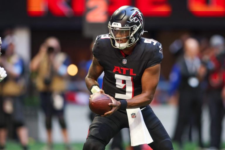 Michael Penix Jr. was ordering Costco hot dog when named starting QB