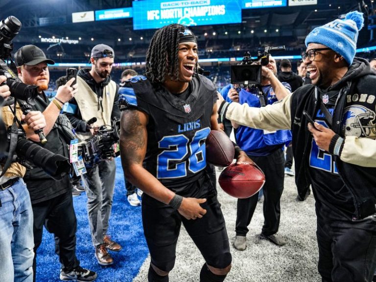 NFL Week 18 winners and losers: Lions roar heading into playoffs