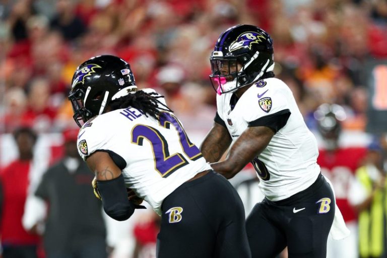 Wild card fantasy football rankings: Ravens get top billing