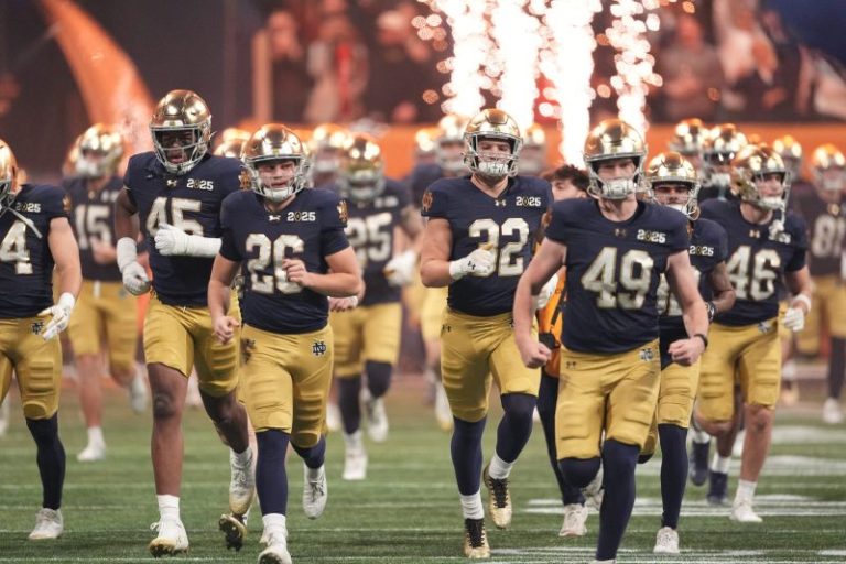 Why this Notre Dame walk-on has such a unique jersey