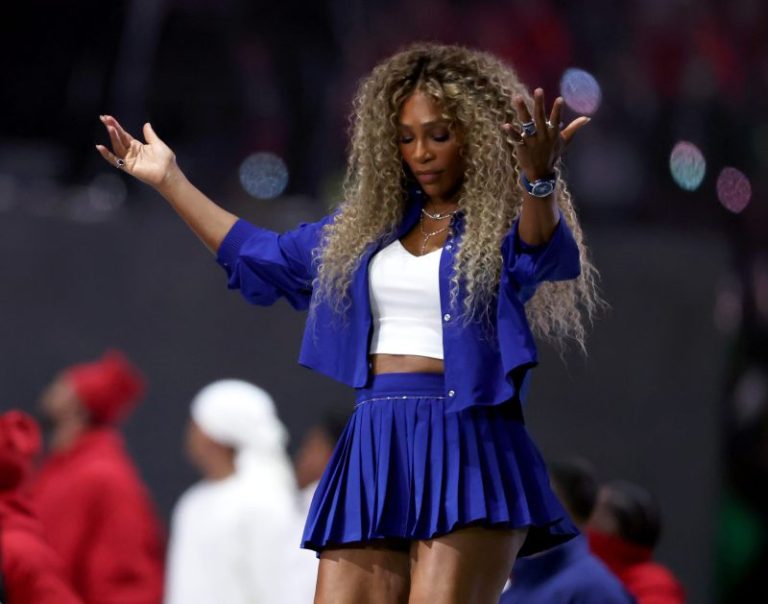 Watch: Serena Williams dances on stage during Super Bowl halftime show