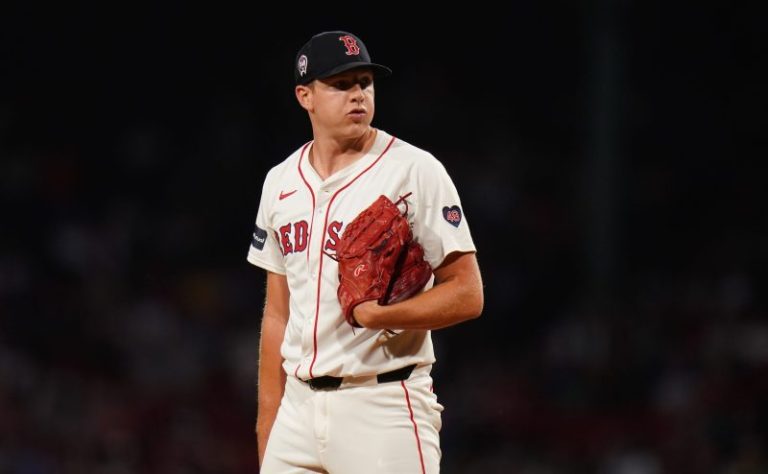 NL West team agrees to 4-year deal with pitcher. No, it’s not the Dodgers.