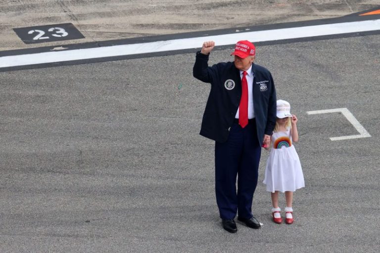 Trump arrives at Daytona International Speedway for 2025 Daytona 500