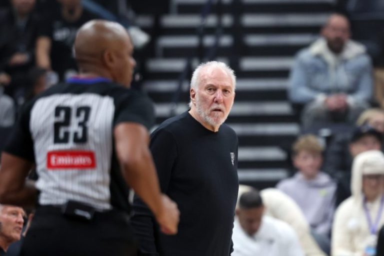 Spurs coach Gregg Popovich issues statement on health, future status