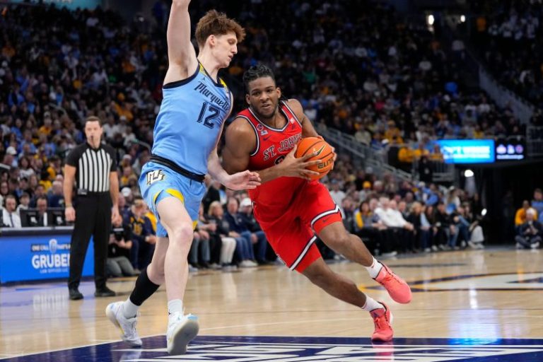 St. John’s beats Marquette in OT after turnover, buzzer-beater