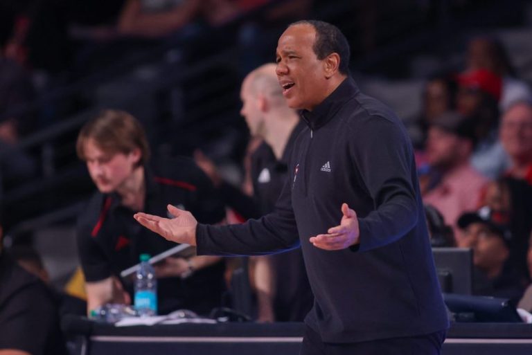 Coach who led underdog run to men’s Final Four last year out of a job